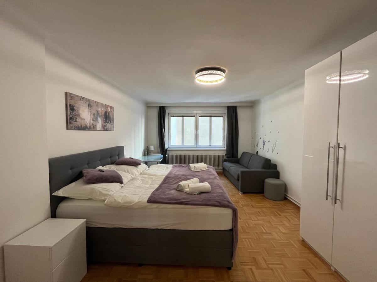 *luxurious And Spacious Family Apartment* Apartament